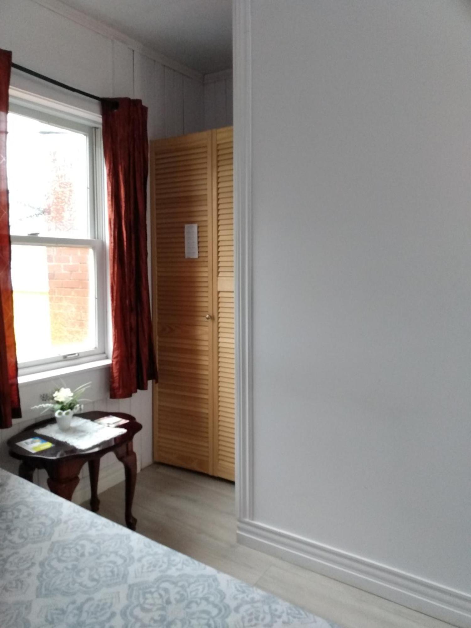 Healing Touch Holistic Living Space Amherst Eksteriør bilde